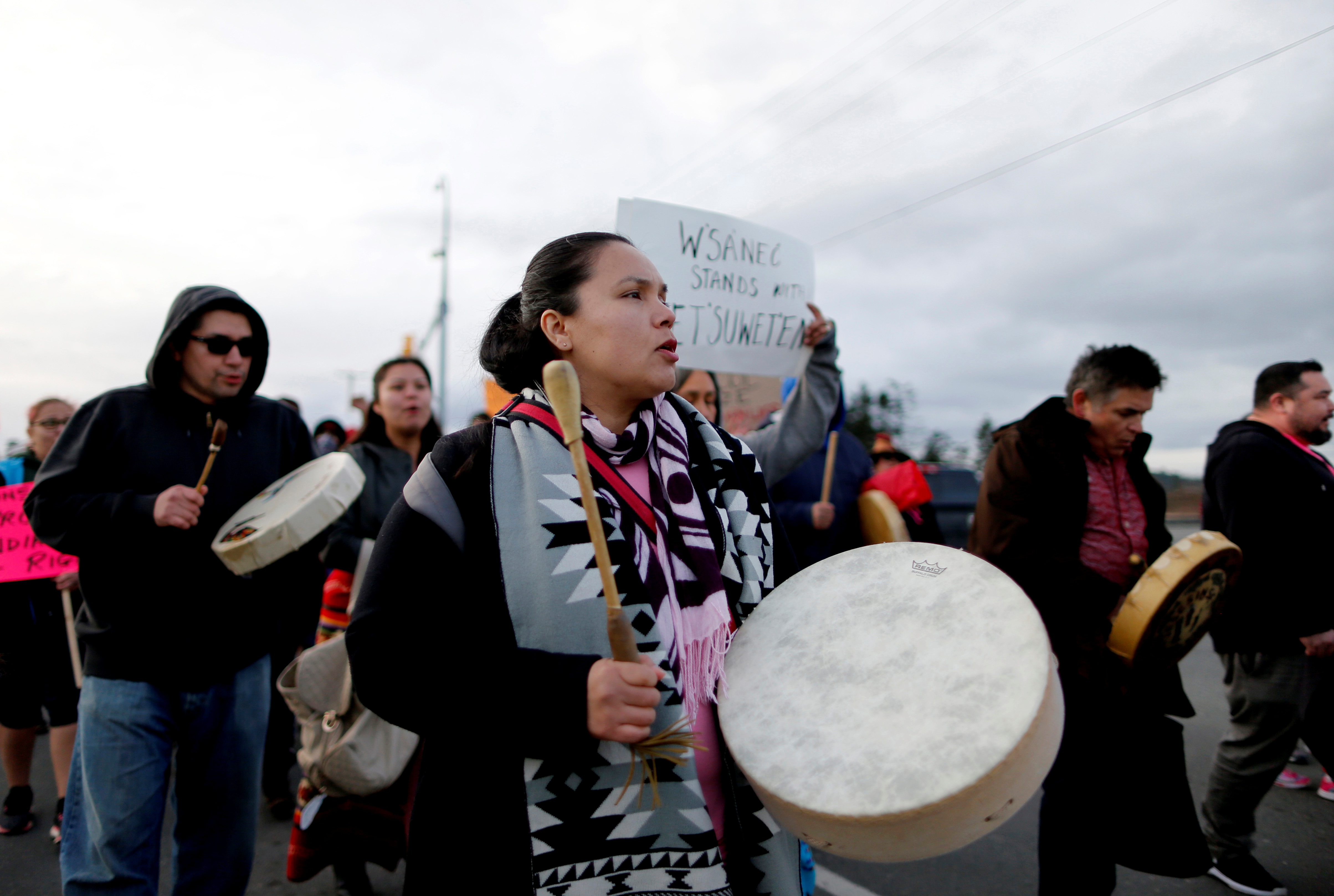 Supporters of the indigenous Wet'suwet'en Nation's hereditary chiefs block the Pat Bay highway as part of protests against the Coastal GasLink pipeline, in Victoria, British Columbia, Canada February 26, 2020. REUTERS/Kevin Light