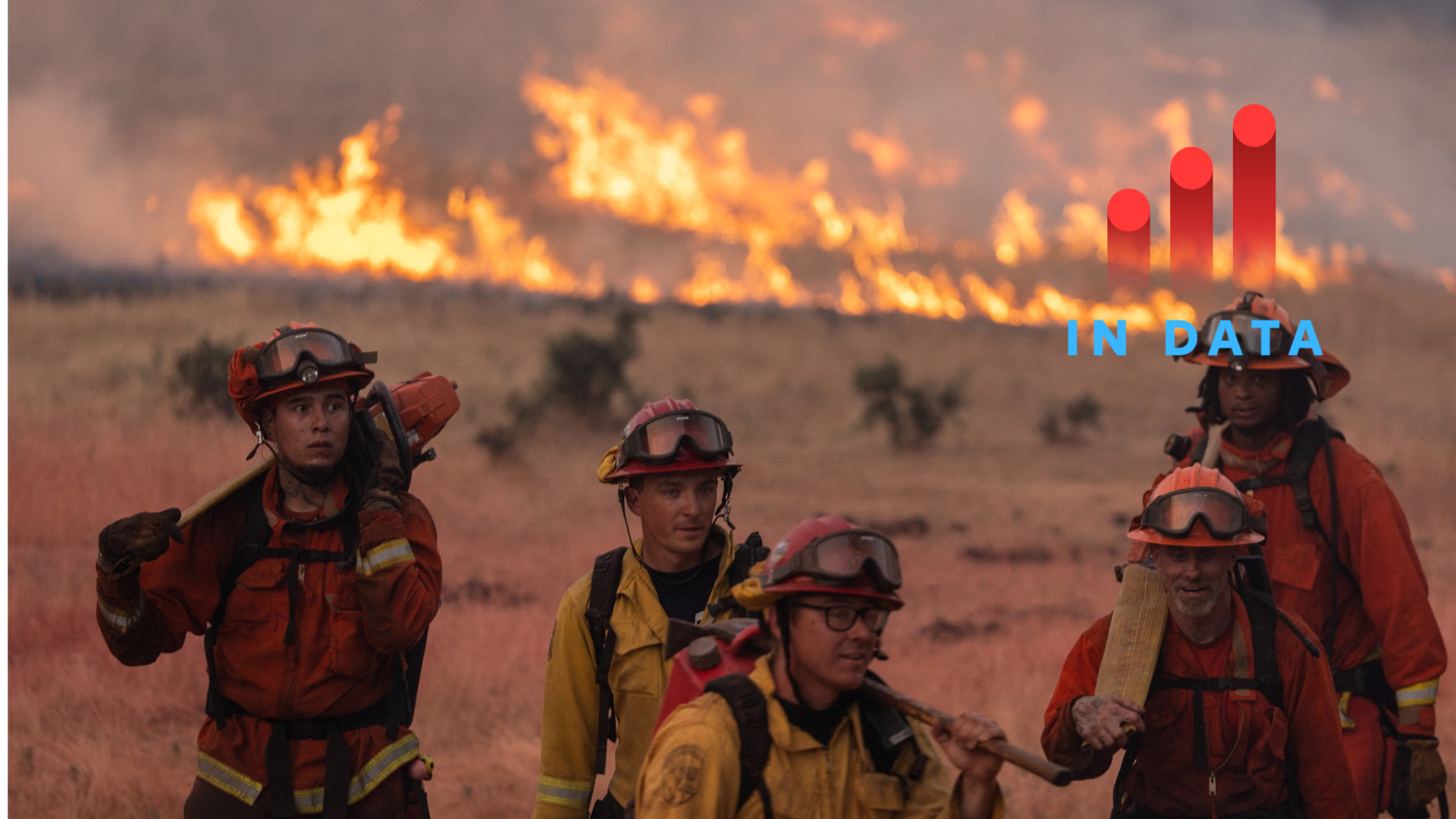 Firefighters battle the Thompson wildfire in a canyon near Oroville, California, U.S., July 2, 2024. REUTERS/Carlos Barria